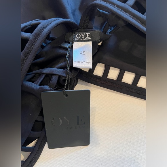 OYE SWIMWEAR One-Piece Swimsuit Lattice Detail - XS - Picture 8 of 8